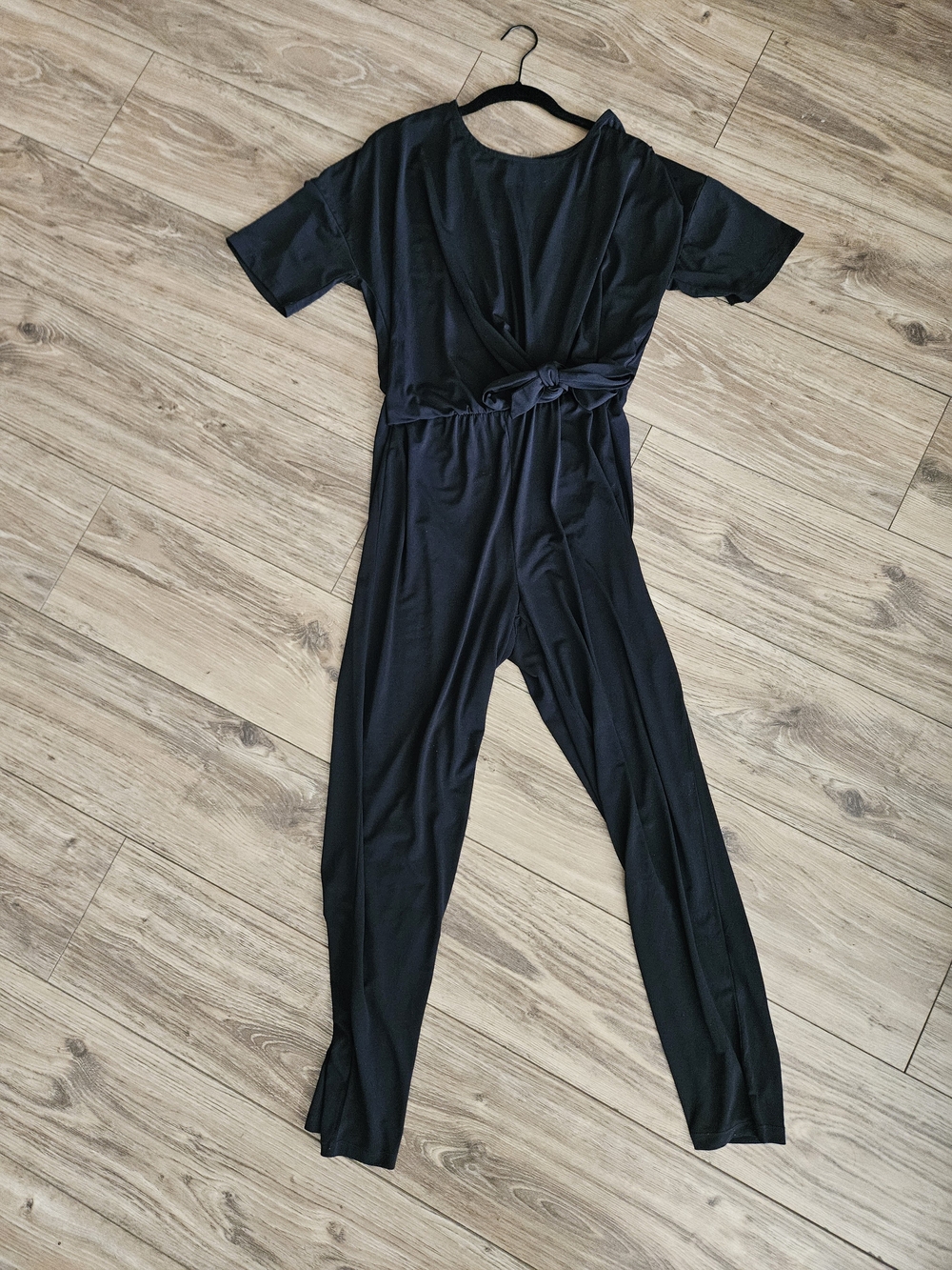 Short-Sleeve Black Tie-Waist Jumpsuit